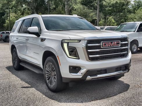 Used 2026 GMC Yukon Elevation w/ Elevation Premium Package AWD/4WD image 2