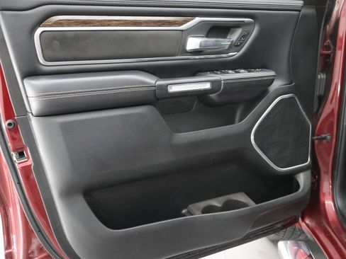 Used 2020 RAM 1500 Laramie AWD/4WD image 38