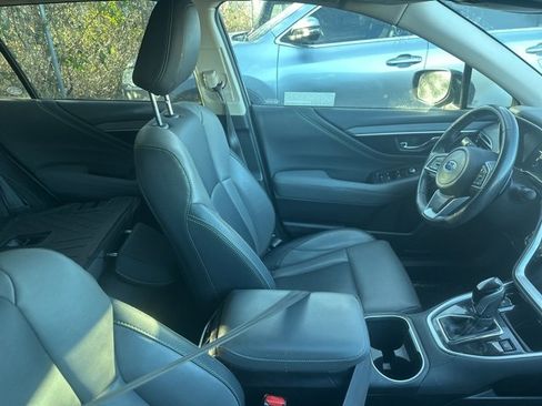 Used 2023 Subaru Outback Onyx Edition XT w/ Popular Package #2 image 4