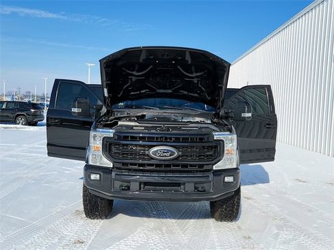 Used 2022 Ford F250 Lariat image 10