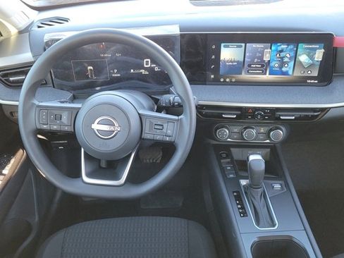 New 2026 Nissan Kicks S image 8