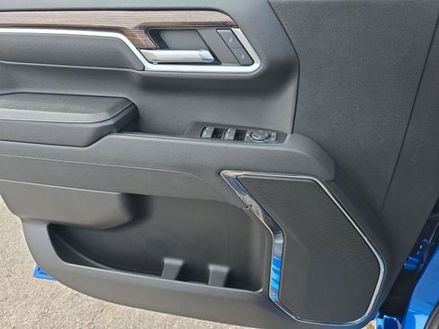 Used 2023 GMC Sierra 1500 Elevation image 29