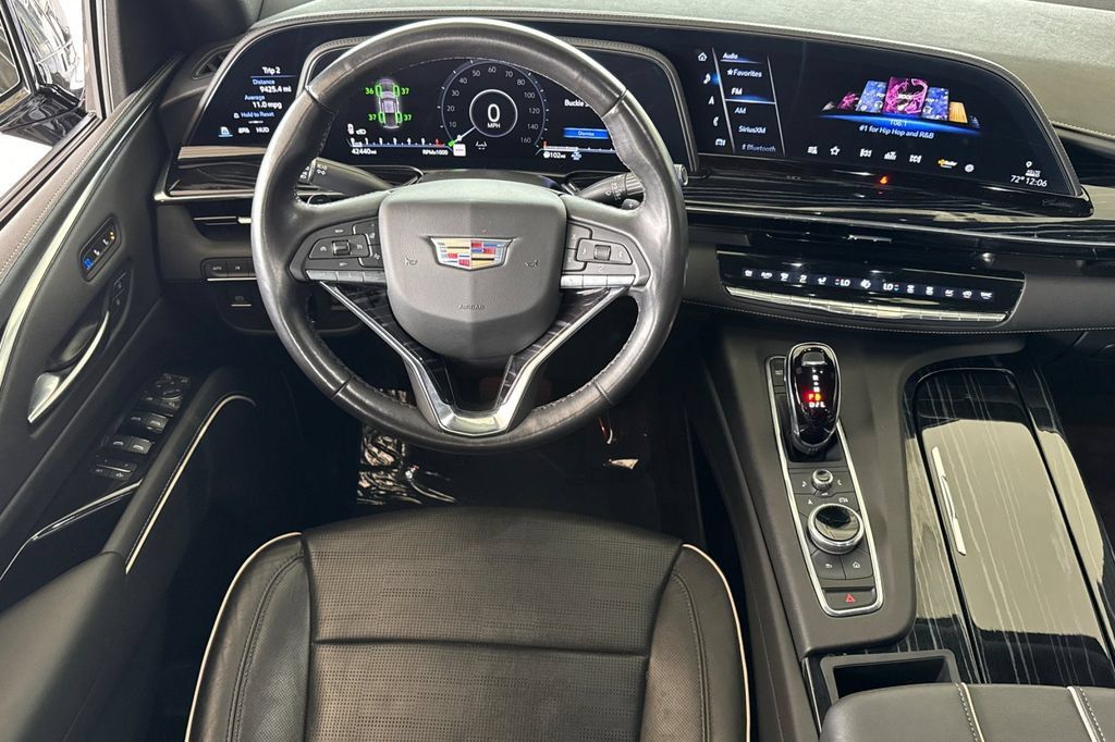Used 2022 Cadillac Escalade ESV Sport w/ Touring Package AWD/4WD image 13