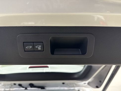 Certified 2025 Lexus LX 600 4WD w/ Interior Upgrade Package image 39