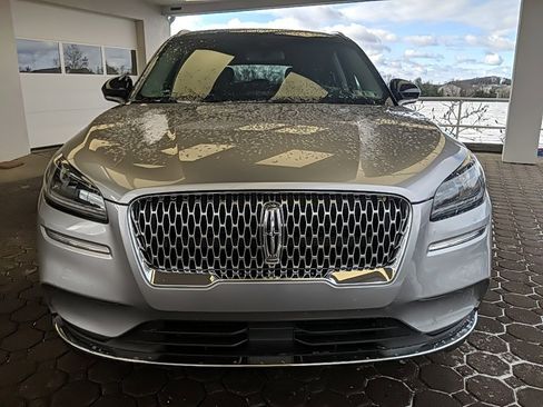 Certified 2022 Lincoln Corsair AWD w/ Premium Package image 2