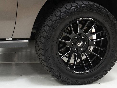 Used 2018 Ford Expedition Limited RWD image 86