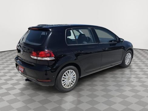 Used 2013 Volkswagen Golf 4-Door FWD image 4