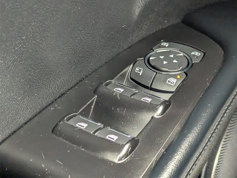 Used 2019 Lincoln Nautilus FWD image 17