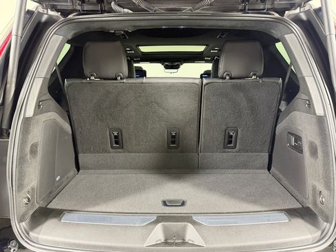 Used 2023 Cadillac Escalade Sport Platinum w/ LPO, ONYX Package AWD/4WD image 29