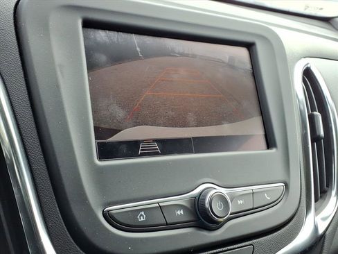 Used 2024 Chevrolet Equinox LT image 13