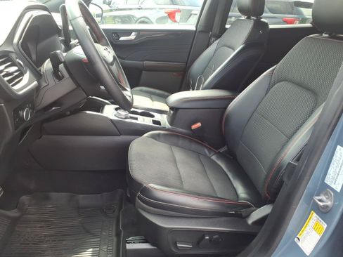 Used 2023 Ford Escape ST-Line w/ Tech Pack #1 FWD image 10