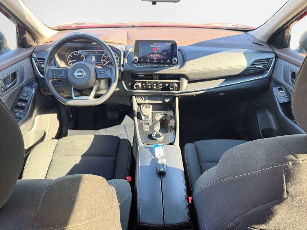 Used 2023 Nissan Rogue S AWD/4WD image 21