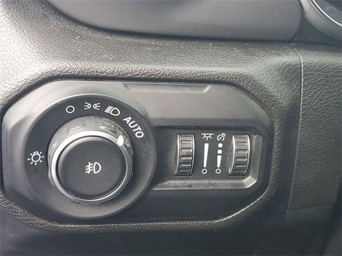 Used 2021 Jeep Wrangler Unlimited Sport image 16