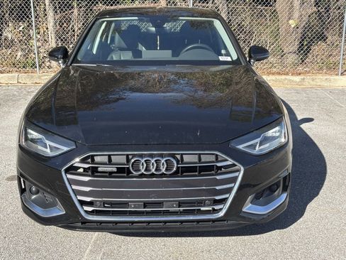 Used 2022 Audi A4 2.0T Premium image 2