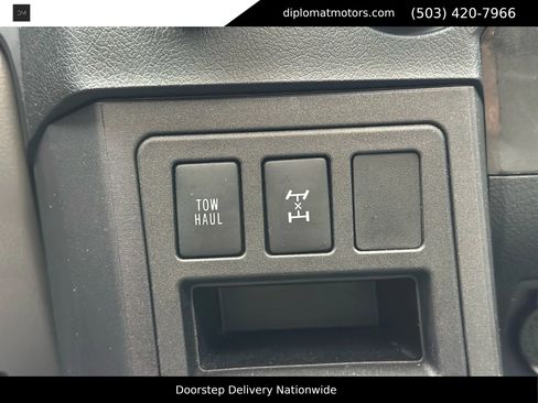 Used 2018 Toyota Sequoia TRD Sport image 28