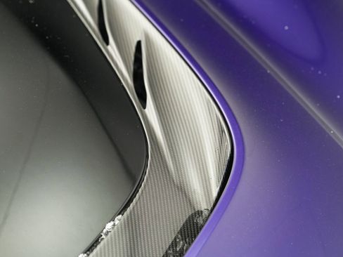 Used 2023 Aston Martin DBS Coupe image 4