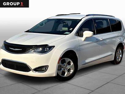 Used 2017 Chrysler Pacifica Touring-L Plus