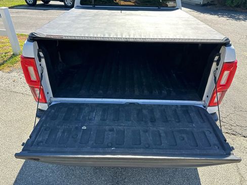 Used 2019 Ford Ranger Lariat w/ Black Appearance Package image 33