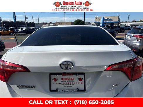Used 2019 Toyota Corolla LE FWD image 13