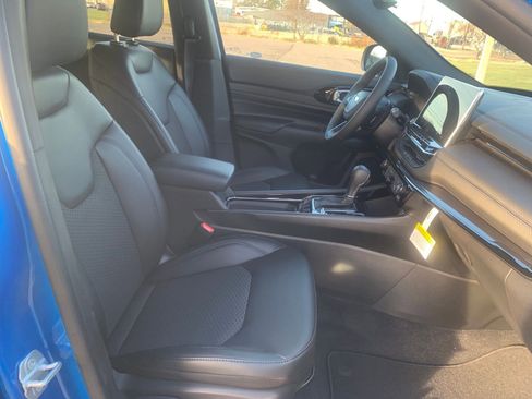 New 2026 Jeep Compass Latitude image 31