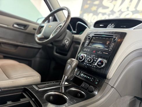 Used 2015 Chevrolet Traverse LTZ image 45