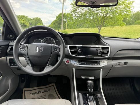 Used 2014 Honda Accord EX-L image 10