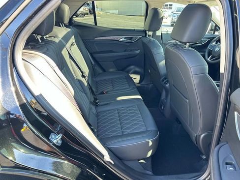 Used 2023 Buick Envision Avenir image 9