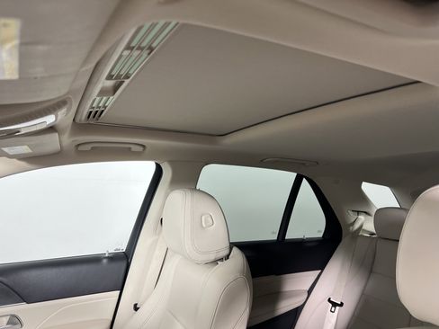 Certified 2020 Mercedes-Benz GLE 350 4MATIC image 19