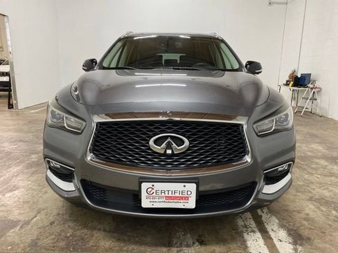 Used 2020 INFINITI QX60 Luxe w/ Essential Package FWD image 8