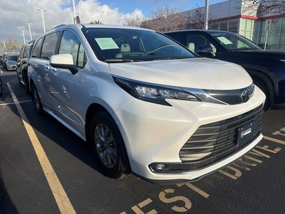 Certified 2026 Toyota Sienna XLE
