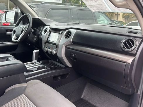 Used 2016 Toyota Tundra SR5 image 28