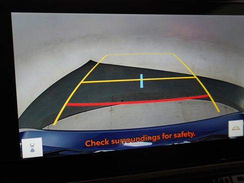 Used 2025 Toyota Camry SE image 26