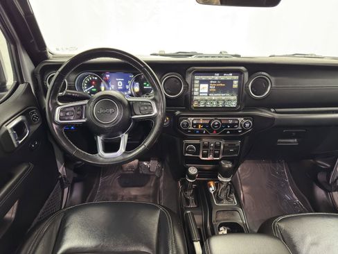 Used 2023 Jeep Wrangler Sahara w/ Cold Weather Group image 26