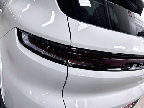 New 2026 Porsche Cayenne AWD/4WD image 34
