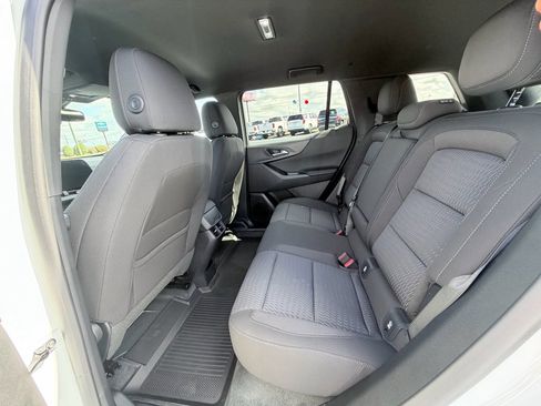 New 2026 Chevrolet Equinox LT image 22