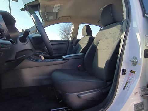 Used 2023 Nissan Sentra S image 28