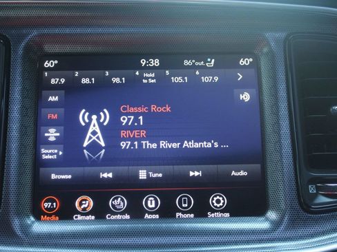 Used 2018 Dodge Challenger SXT Plus RWD image 17