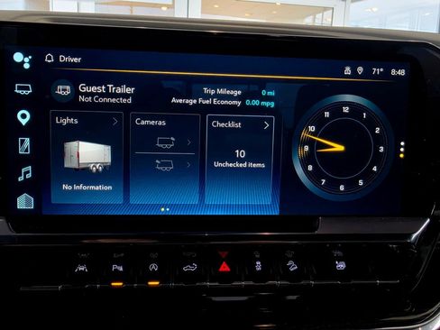 Used 2024 Chevrolet Silverado 1500 LT Trail Boss w/ LT Trail Boss Premium Package AWD/4WD image 65