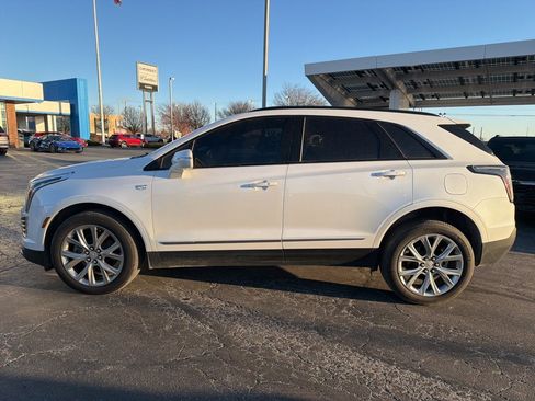 Used 2020 Cadillac XT5 Sportv image 2