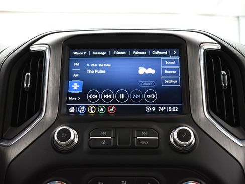 Used 2023 GMC Sierra 2500 Denali w/ Denali Ultimate Package image 34