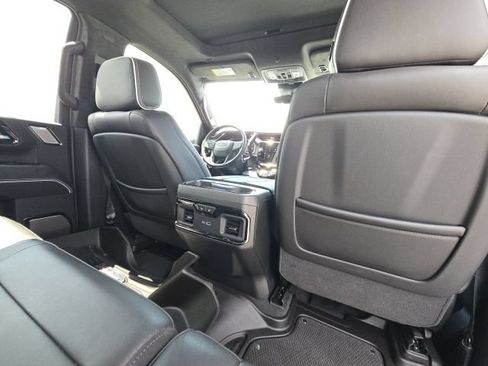 Used 2026 GMC Sierra 2500 AT4X AWD/4WD image 18