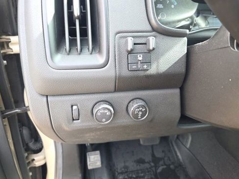 Used 2022 Chevrolet Colorado ZR2 AWD/4WD image 14