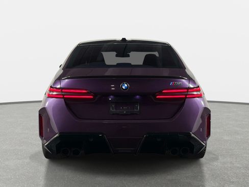 Used 2026 BMW M5 w/ Carbon Package AWD/4WD image 4
