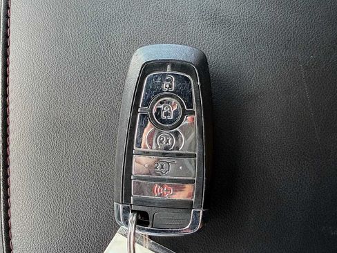 Used 2020 Lincoln Aviator Reserve AWD/4WD image 34