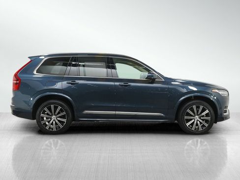 Used 2023 Volvo XC90 B6 Plus image 6