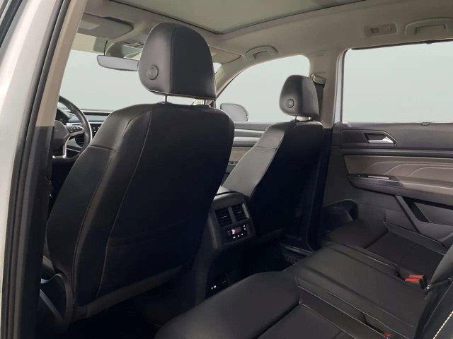 Used 2021 Volkswagen Atlas SEL R-Line FWD image 20