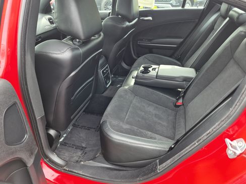 Used 2016 Dodge Charger R/T RWD image 11