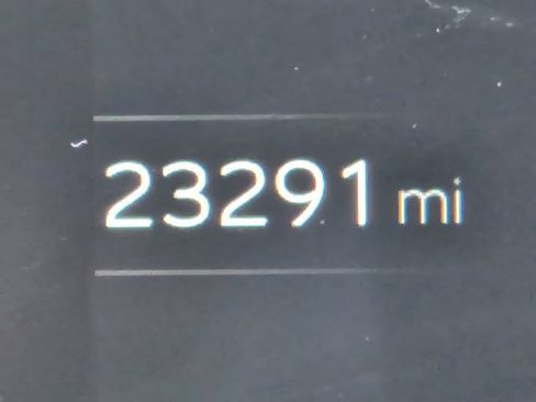 Used 2024 Toyota Prius Prime FWD image 12