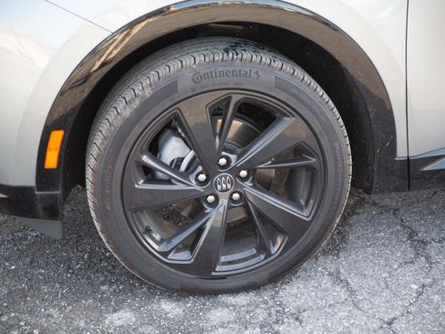 Used 2025 Buick Envision Sport Touring image 9