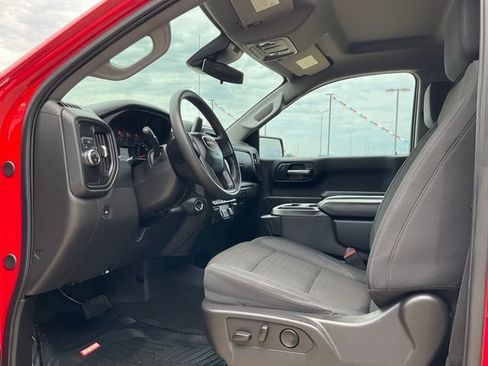 Used 2025 GMC Sierra 1500 Pro w/ Pro Value Package RWD image 3